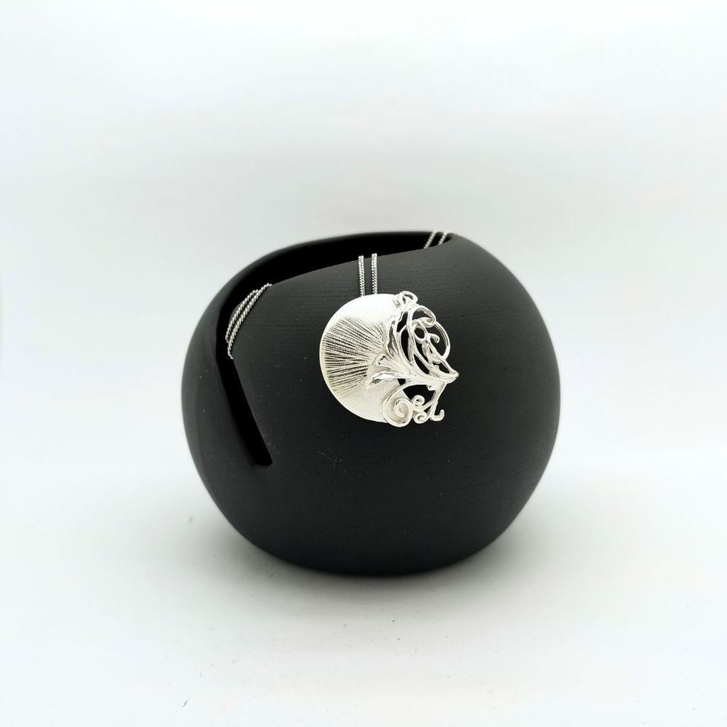 Faire dans la dentelle - Pendentif XL