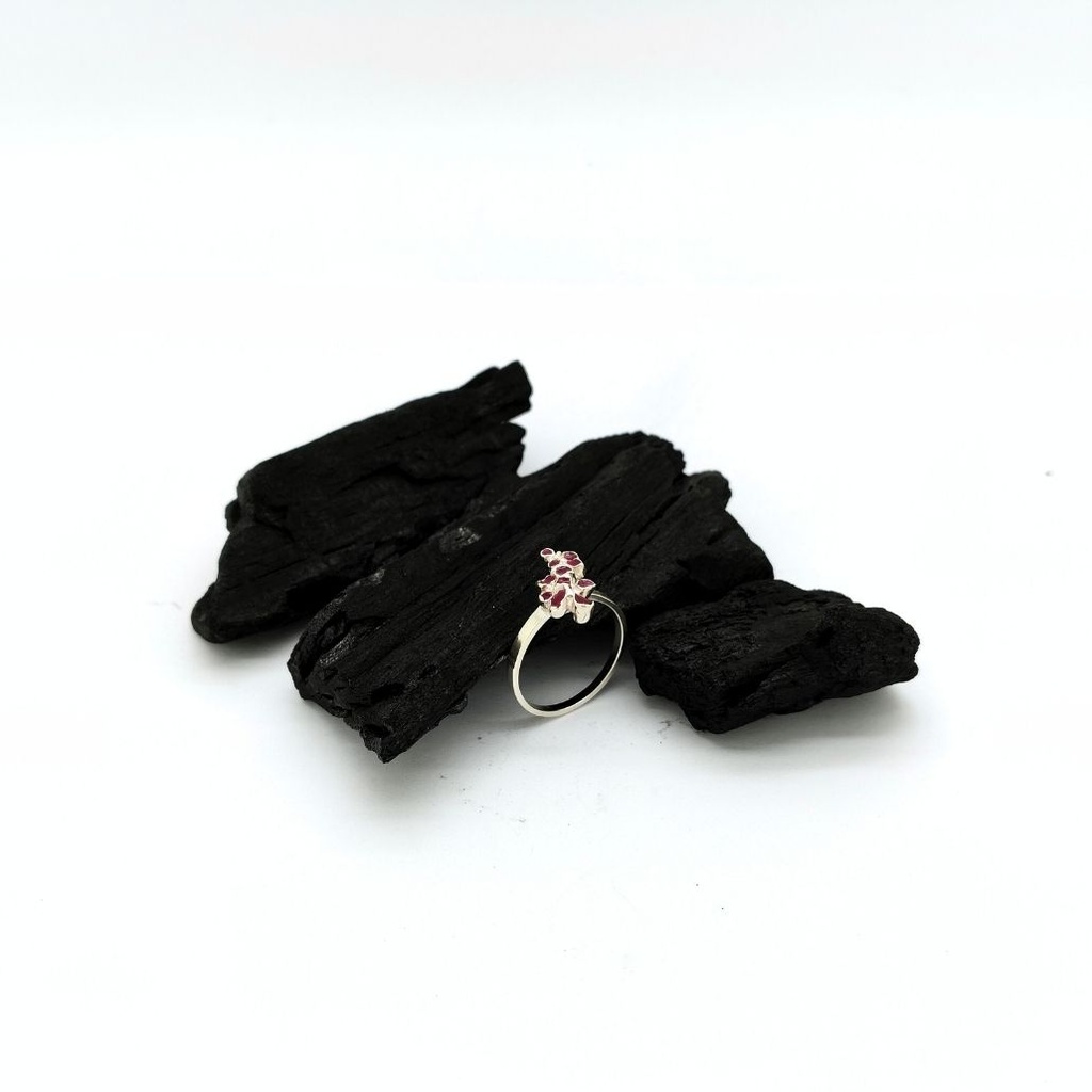 Plaisir - Bague motifs développés sur le doigt L